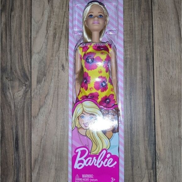 Barbie Doll with Blonde Hair Yellow Short Floral Dresses & High Heels - Picture 3 of 8